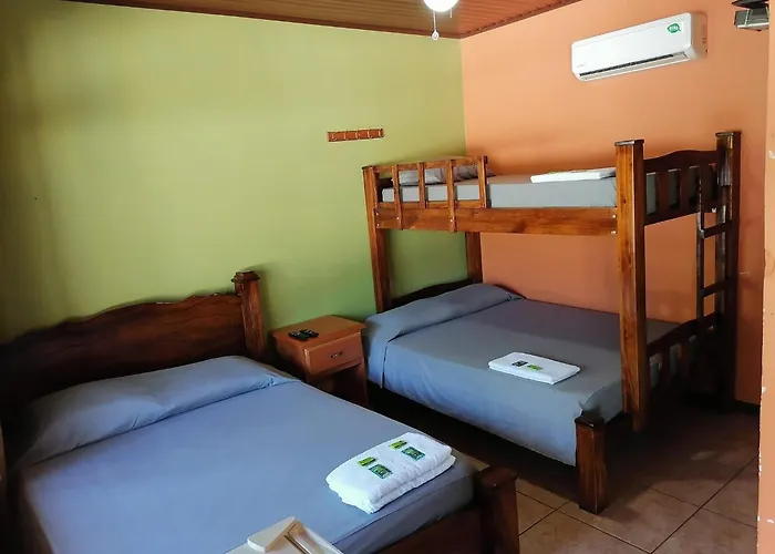 Cabinas Brillasol Hotel Santa Cruz (Guanacaste)